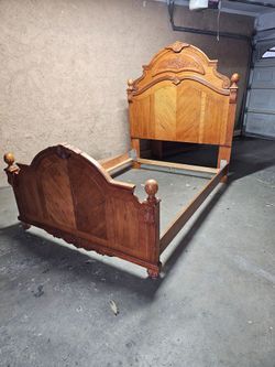 FREE vintage wood QUEEN bed