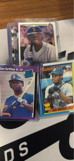 Ken Griffey Jr Lot with 2 Rookies