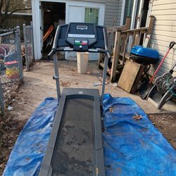 Gold's Gym Treadmill 