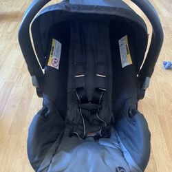 Baby Trend Carseat
