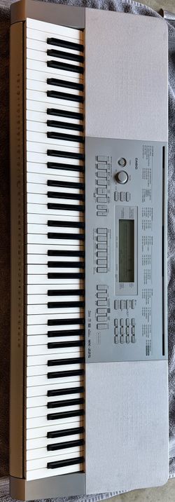 Casio WK-255 Keyboard 
