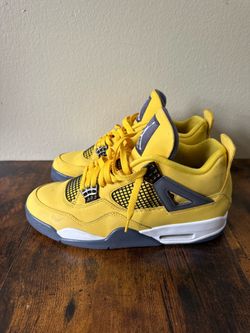 Jordan 4 Lighting Size 11.5 Men’s