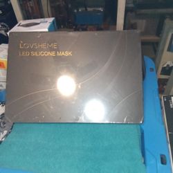 LED Face Mask Light Therapy - Professional 