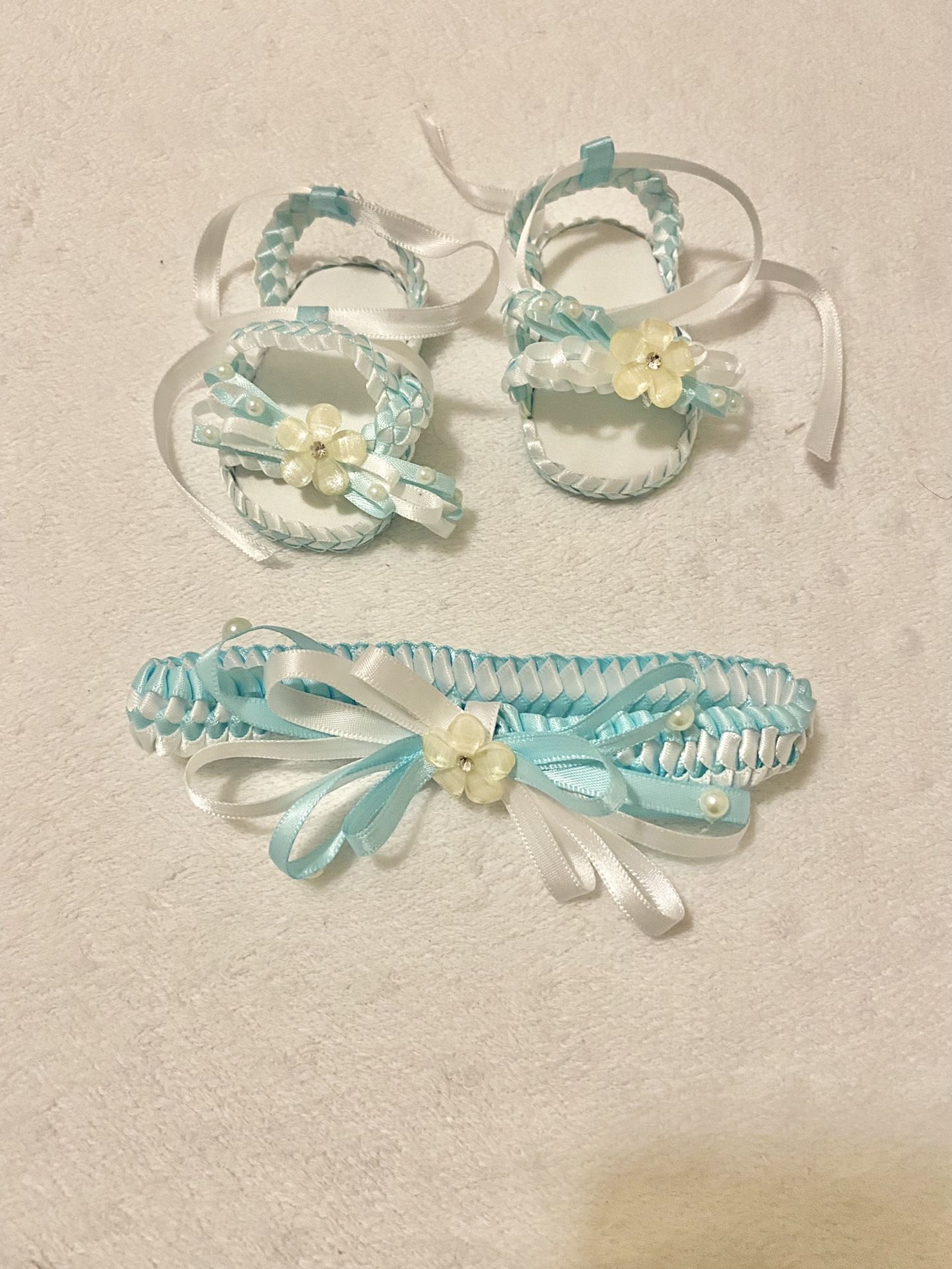 Baby Shoes And Bow