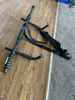 Pull Up Bar
