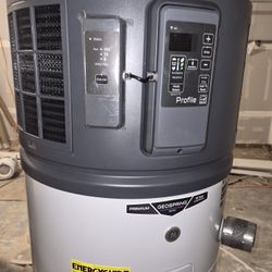 50 Gal New Hybrid hot Water Heat Pump