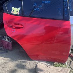 2018-2020 SUBARU WRX REAR DOOR 