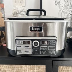 Ninja Slow Cooker (6 Quarts, Great Condition!) for Sale in Miami, FL -  OfferUp