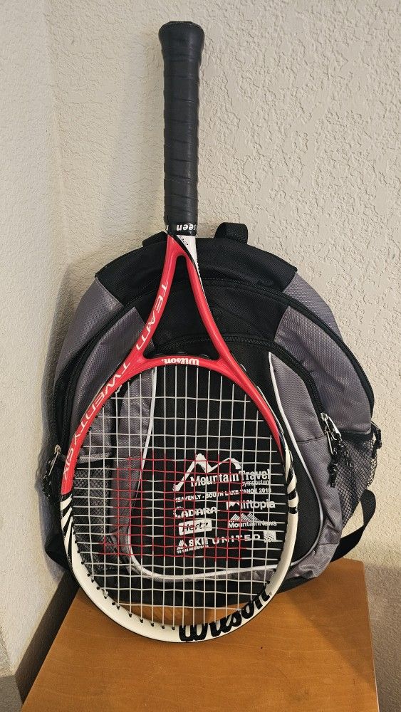 Wilson Team 26 Jr Tennis Racquet with Backpack Included