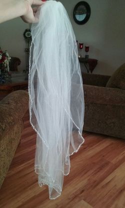 REDUCED....Light Ivory wedding veil