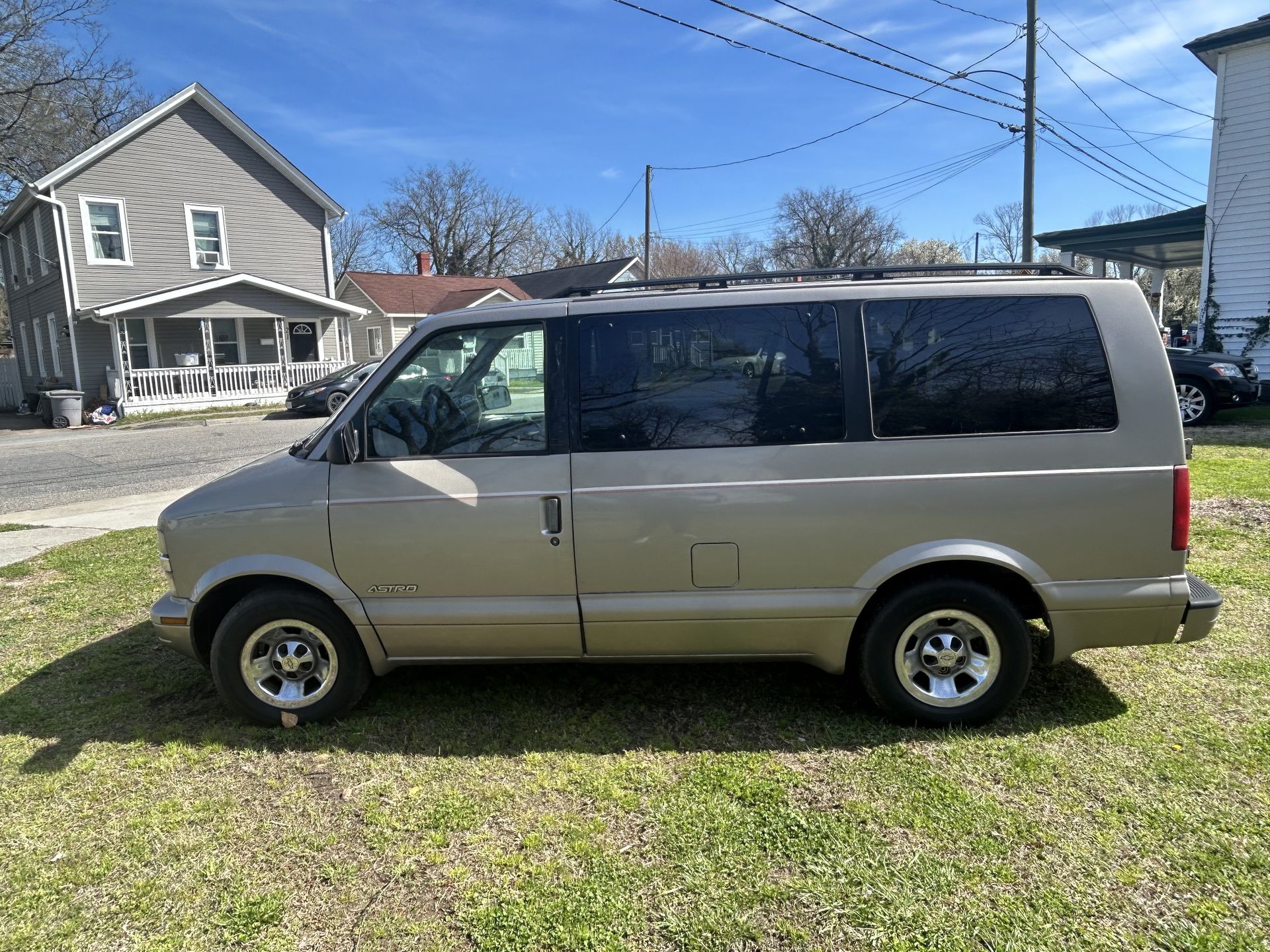 2001 Chevrolet Astro Van