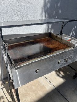 Commercial Flat Top Griddle on Wheels