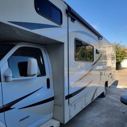 2015 Chevy 4500 Coachman freelander