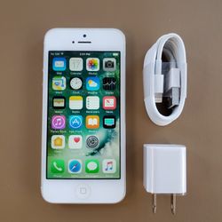 iPhone 5 - GSM UNLOCKED - Like New