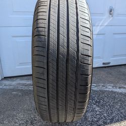 P235 65R 18 Michelin Primacy Tour All Season Tire (1) Pickup Only READ