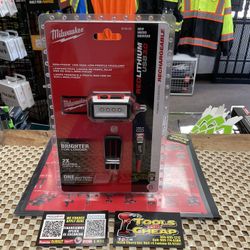 Milwaukee 600 Lumens LED REDLITHIUM USB Low-Profile Hard Hat Headlamp