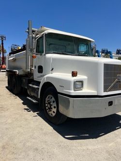 1997 Volvo 1/2 round demolition dump truck
