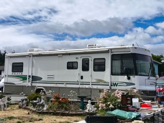Winnebago Brave Motorhome