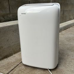 Toshiba Portable Air Conditioner 8,000 BTU (up to 350 Square Feet)