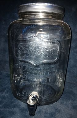 2-Gallon Yorkshire Glass Drink Dispenser