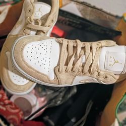 Retro LOW JORDAN 1'S WOMENS