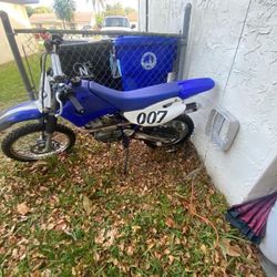 Dirt bike 