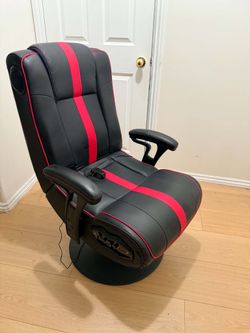 Pedestal Gaming Chair with Built-in Sound and Vibration, red and black
