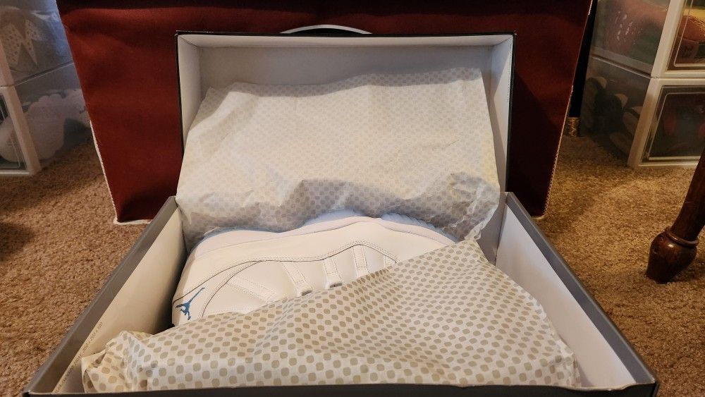 Jordan 11 Retro Legend Blue Size 12