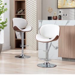  BAR STOOLS- BRAND NEW (SET OF 2)
