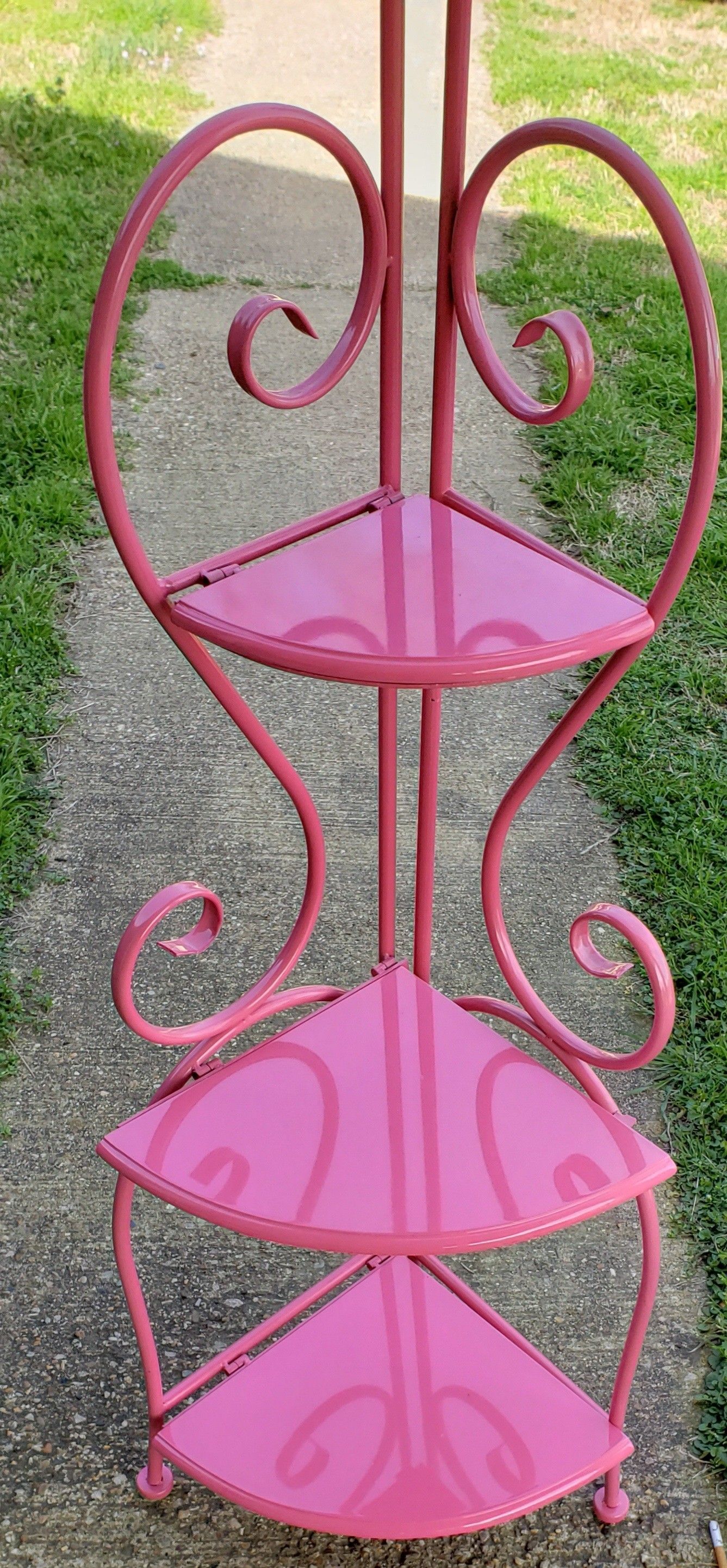 Beautiful pink corner shelf