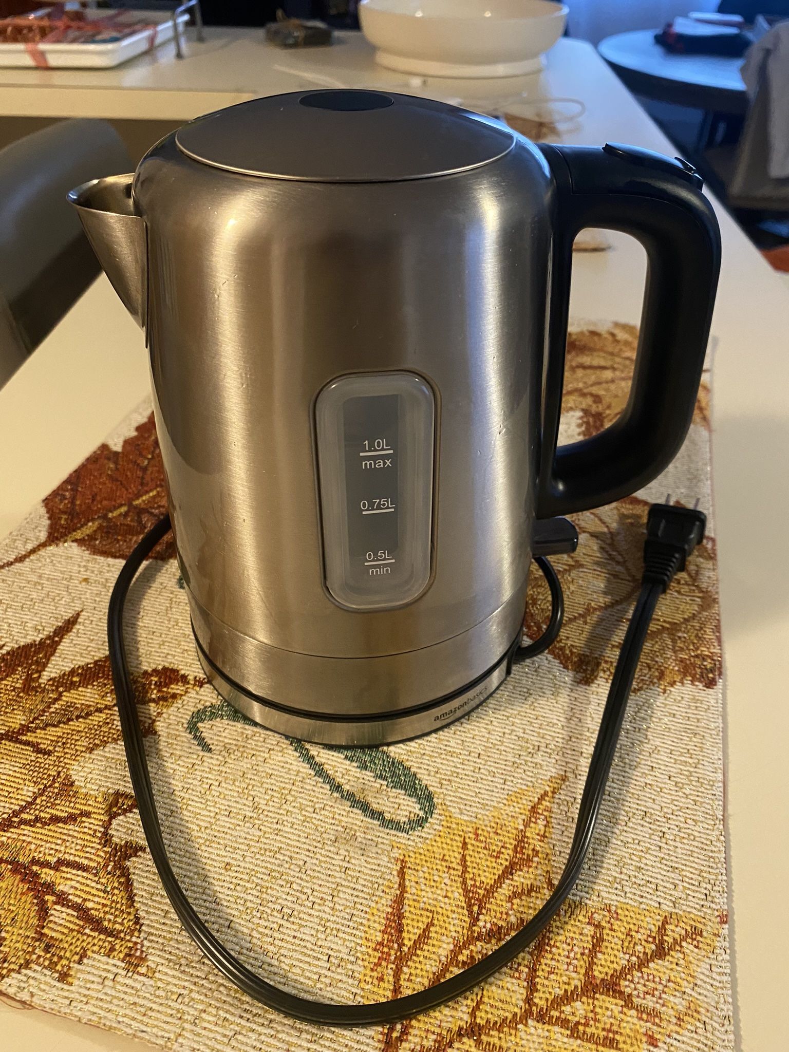 Amazon Basics Water Heater