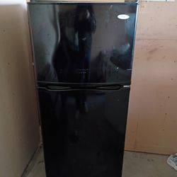 Whirlpool Fridge Black Used 