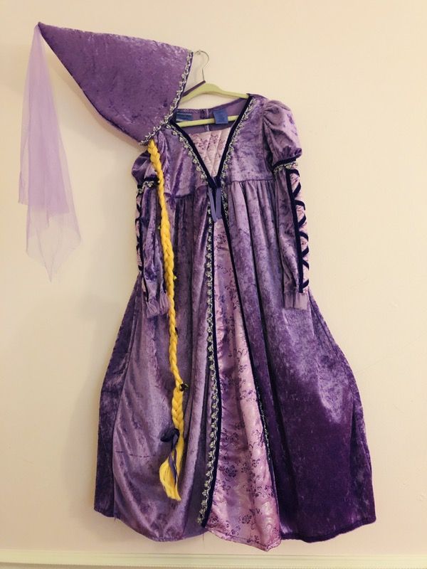 Rapunzel girl costume size 5/6