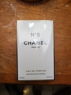 No. 5 chanel paris