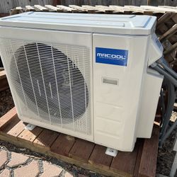 Mr Cool 4-Zone Mini Split for Sale in Novato, CA - OfferUp