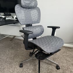 Ergonomic Mesh Office Chair – 3D Adjustable Armrests | Brand New