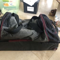 Ful Duffle Bag Luggage Rolling Suitcase