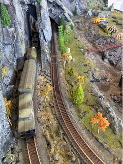 Custom US Army theme HO Train Layout 8.5’x4.5’’