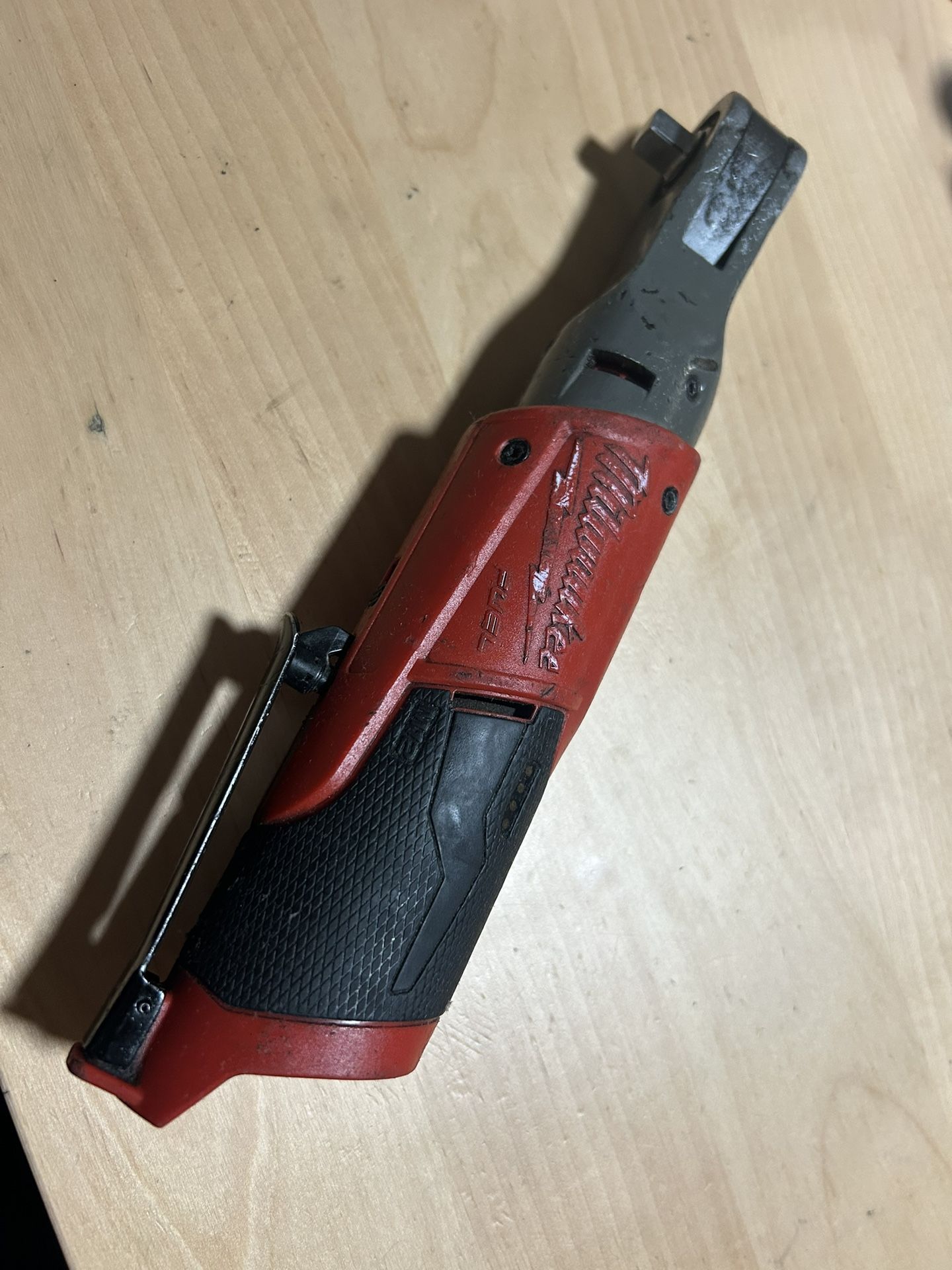 Firm! Milwaukee M12 FUEL 12Volt Lithium Ion Brushless Cordless High Speed 3/8” Ratchet (Tool Only)