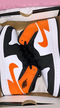Air Jordan 1 Mid Shattered Backboard