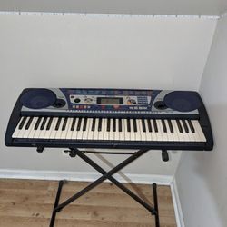 Yamaha Piano Keyboard 