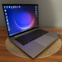 HP ZBook Firefly G11 AI Laptop Ultra 7 165U 32GB DDR5 1TB SSD W11 Pro + USB-C Dock - Warranty 12/29