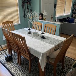 Dining Room Table With Chairs