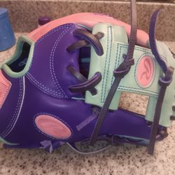 Practically New Rawlings Heart Of The Hide Pastel Edition 11.5 Inch Baseball Glove. Retails For 329. Only $150. Need Gone Today