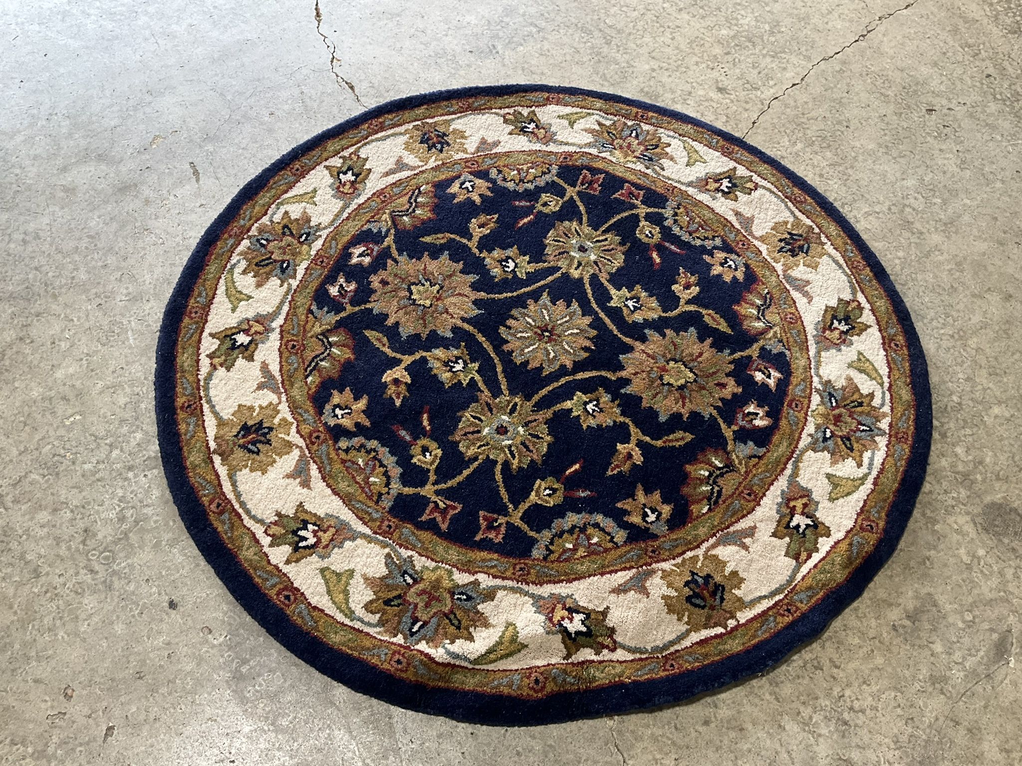 Make an offer - New Price 40 X 40 Round Oriental Rug