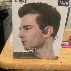 Shokz Openrun Headphones 