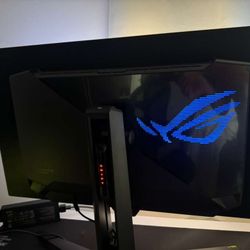 Monitor AUS rog Swift oled pg32ucdm 32”