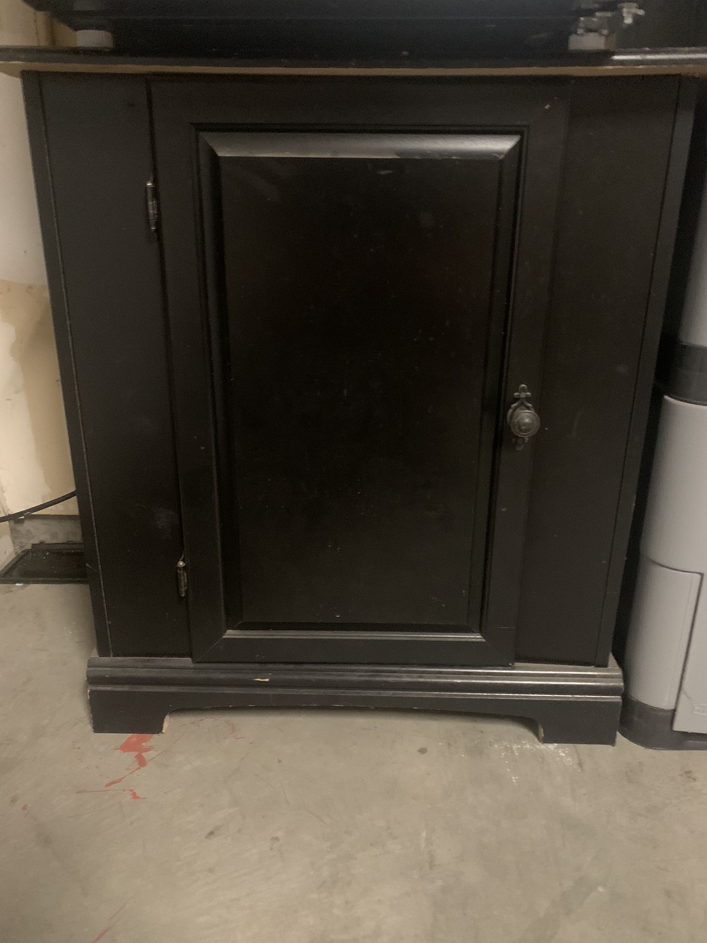 Black Cabinet 