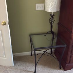 Black Metal Table And Black Metal Lamp Set