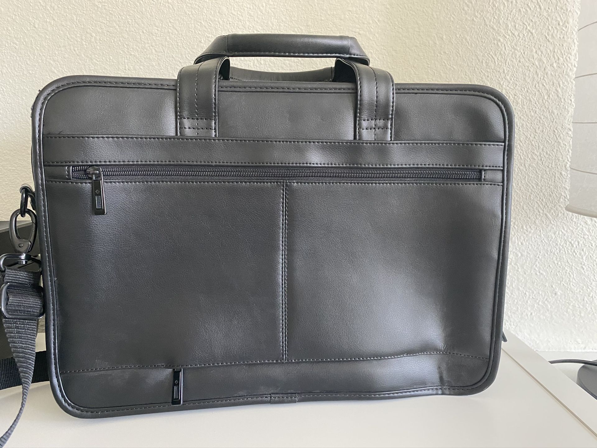 Black leather briefcase samsonite brand
